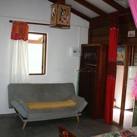 La Kaz Creole 2 Villa Bouillante Exterior photo
